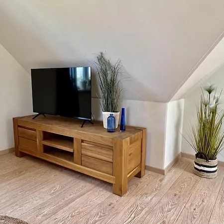 In Sint Maartenszee Near דירה *