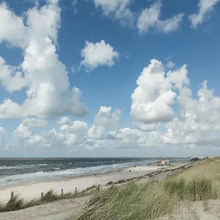 In Sint Maartenszee Near * Sint Maartensvlotbrug